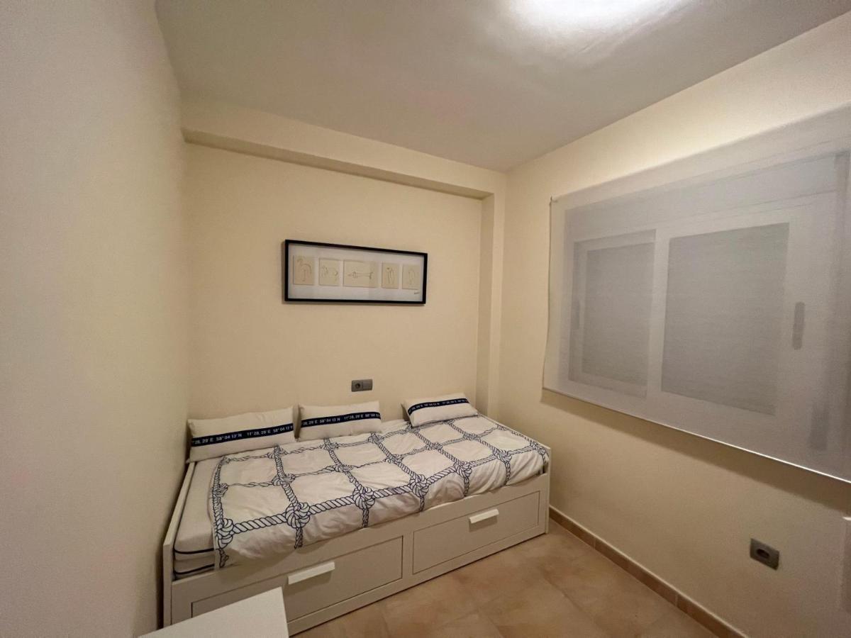 Apartamento Familiar Con Piscina A Un Paso De Playa Cala Sirenas Miami Playa Kültér fotó